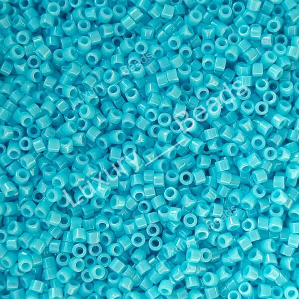 Японский бисер Miyuki Delica 11/0 DB-0215 Opaque Sky Blue Luster